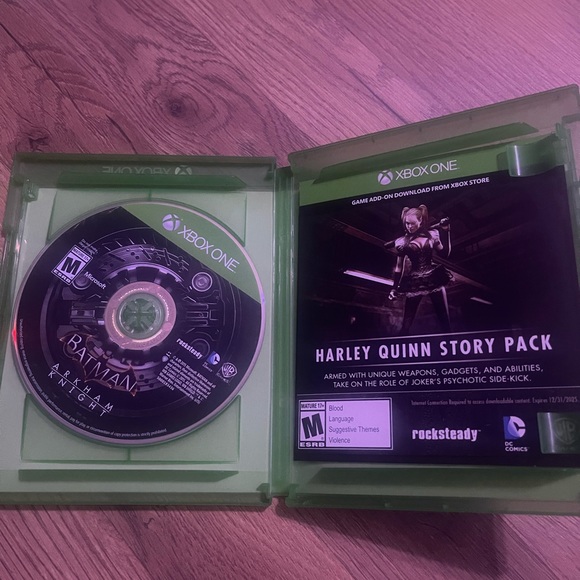 Batman Arkham Knight Game for XBOX ONE Used Great Condition - Picture 2 of 2